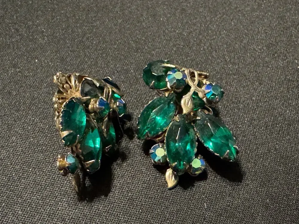 Marquise Cut Emergald Green A/B Rhinestone Clip On Earrings